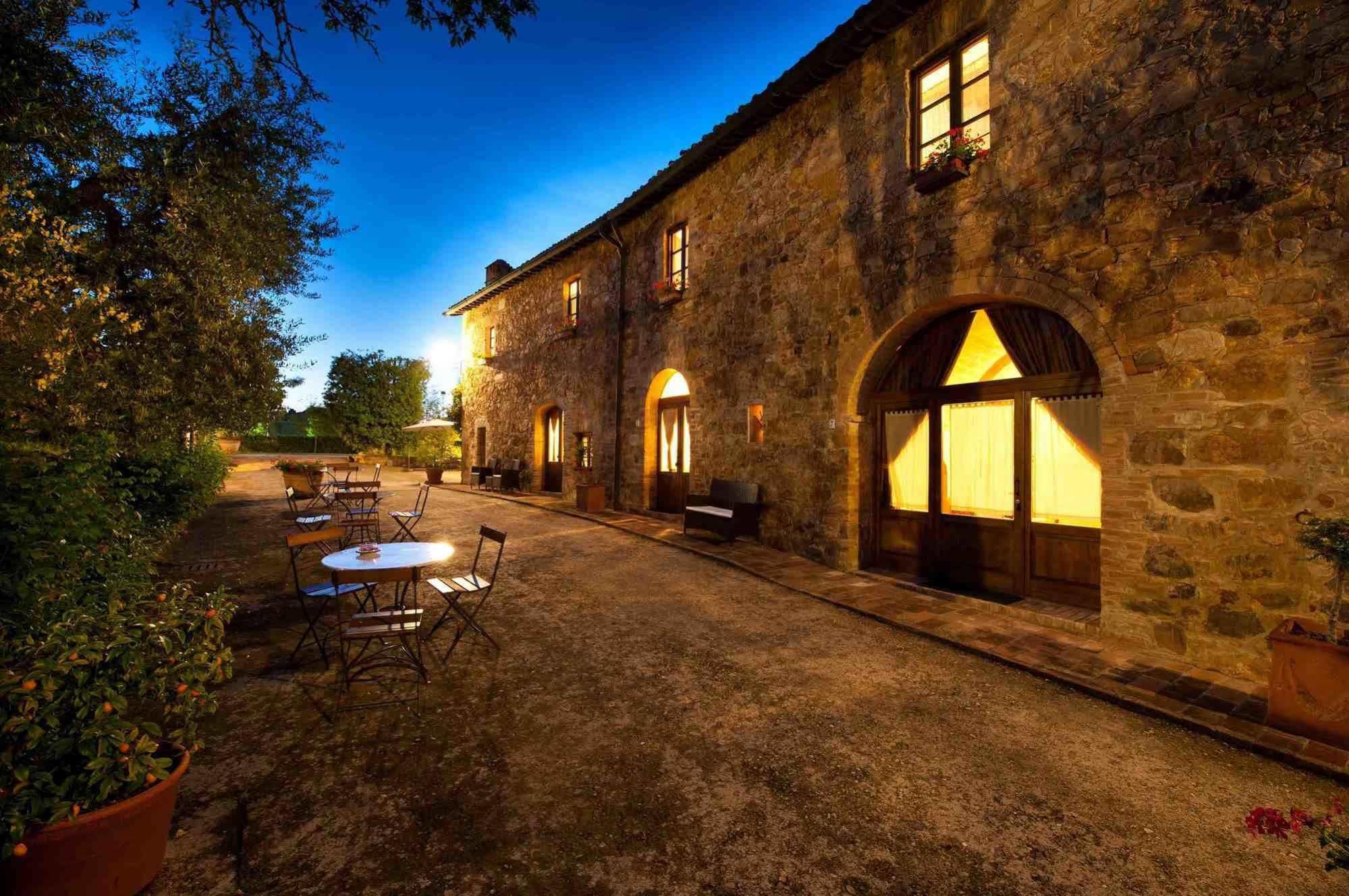 San Quirico dʼOrcia Sarna Residence מראה חיצוני תמונה