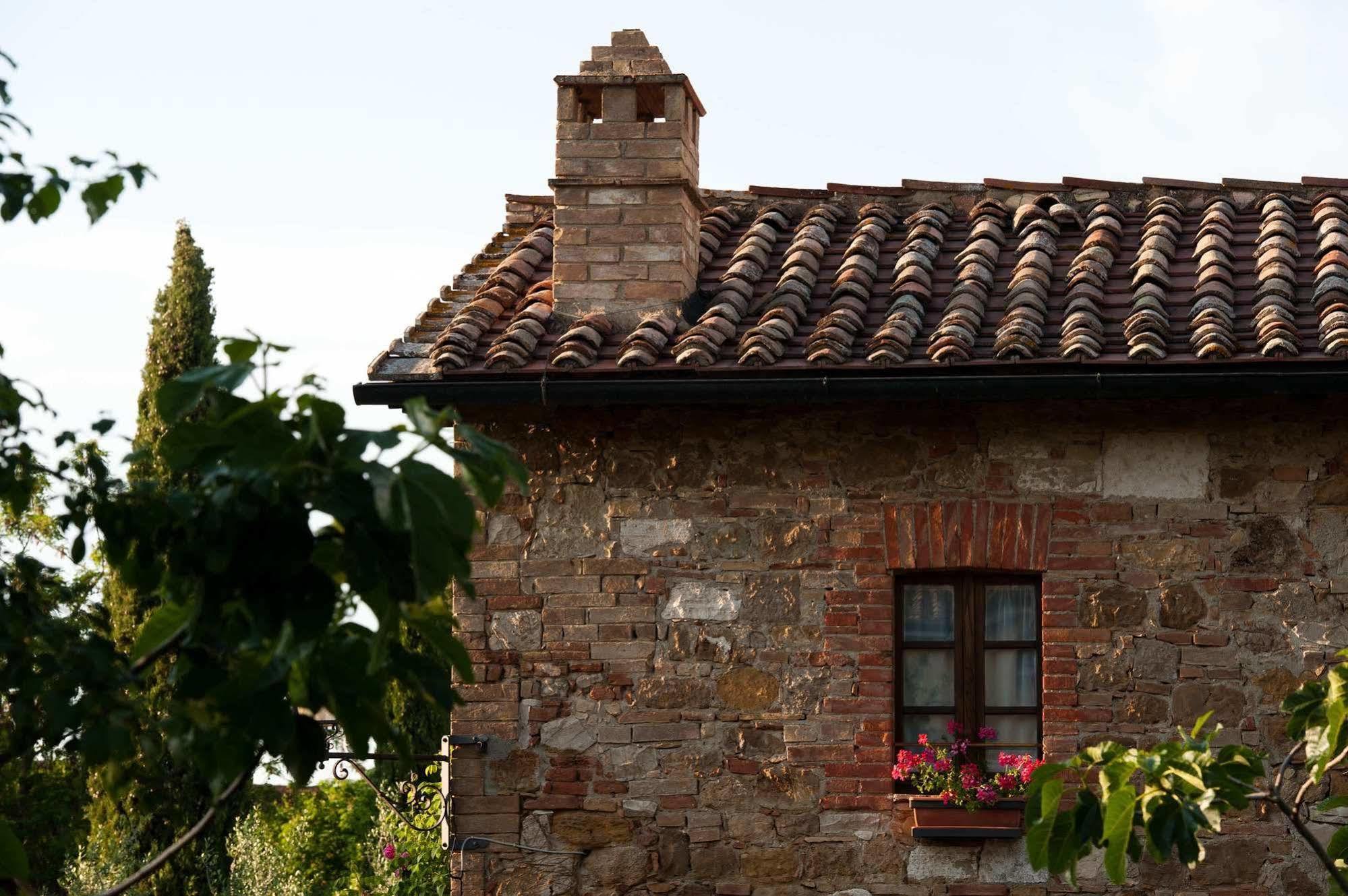 San Quirico dʼOrcia Sarna Residence מראה חיצוני תמונה