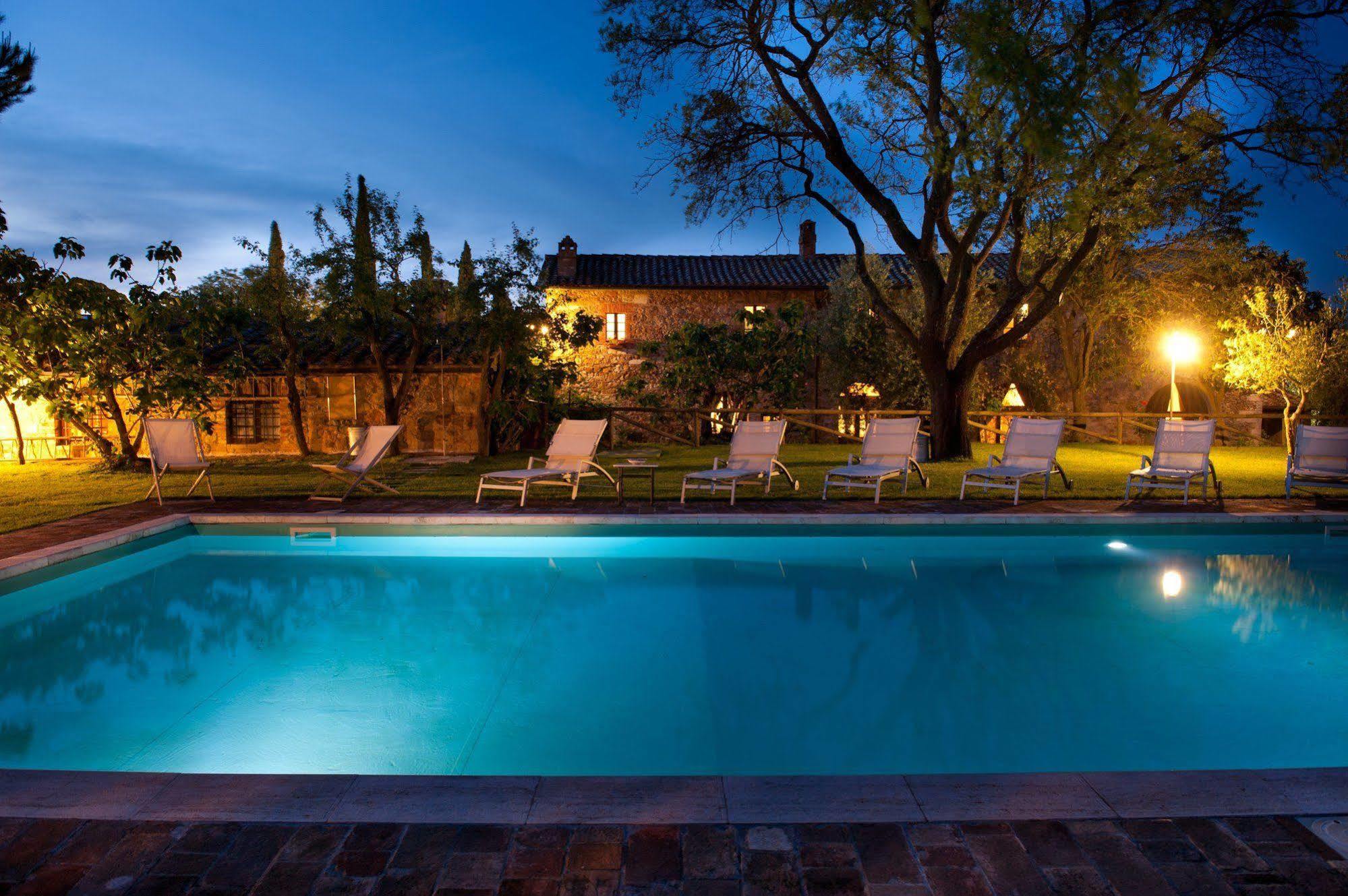 San Quirico dʼOrcia Sarna Residence מראה חיצוני תמונה
